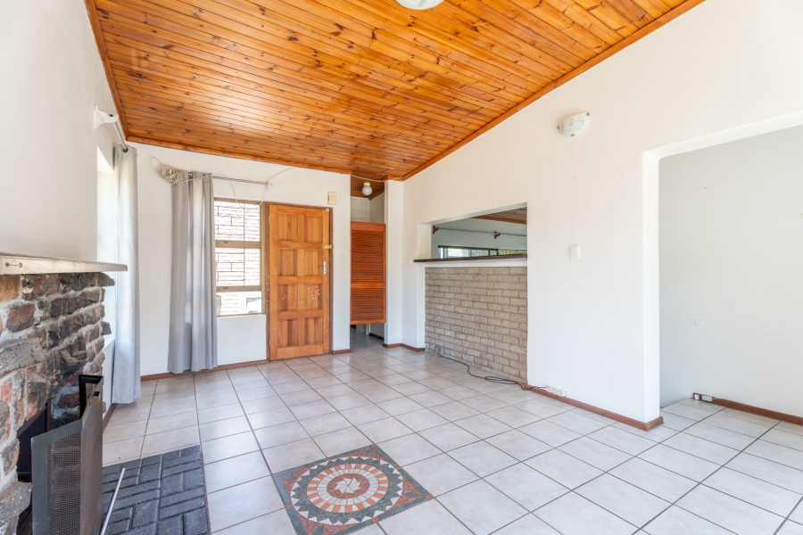 2 Bedroom Property for Sale in Die Wingerd Western Cape